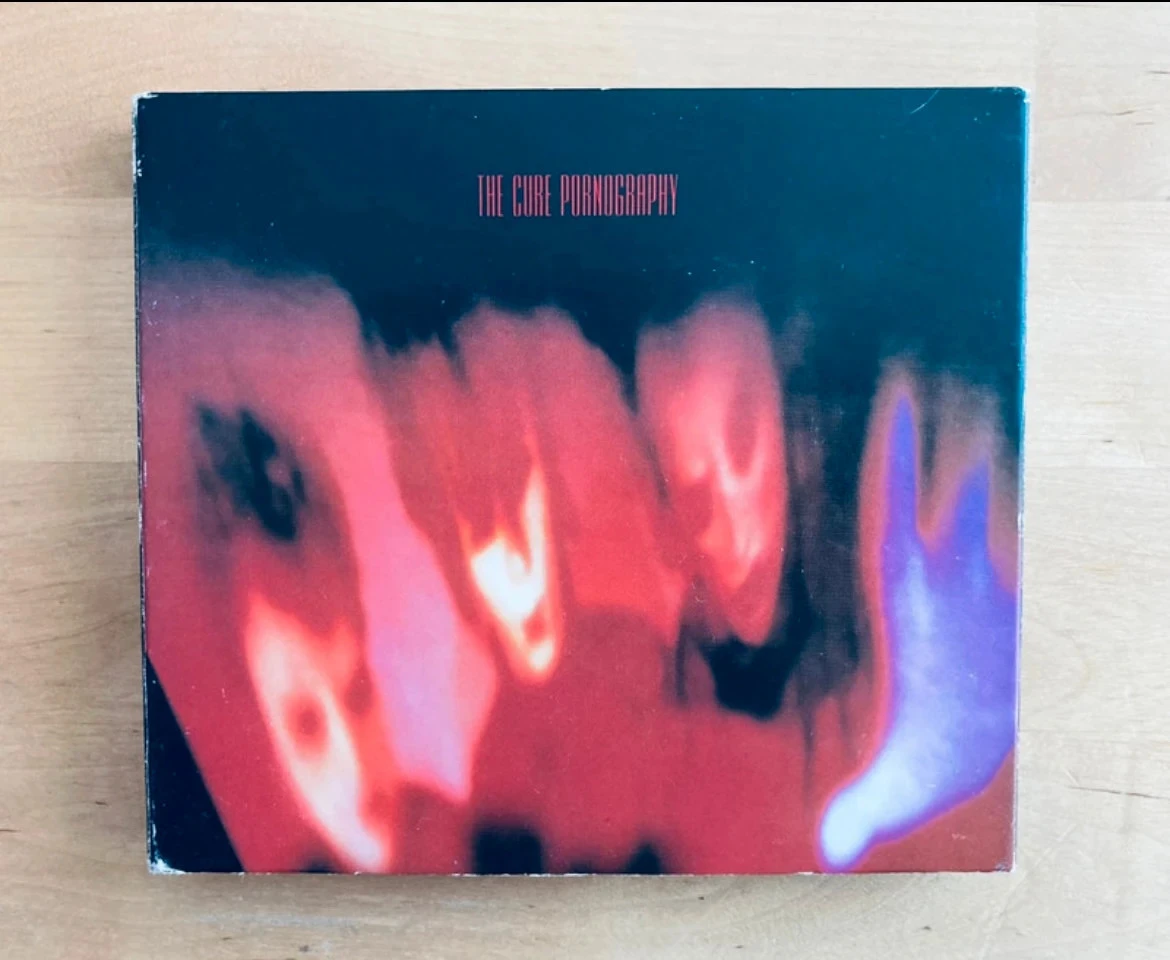Coffret 2 CD The Cure Pornography Deluxe Edition.